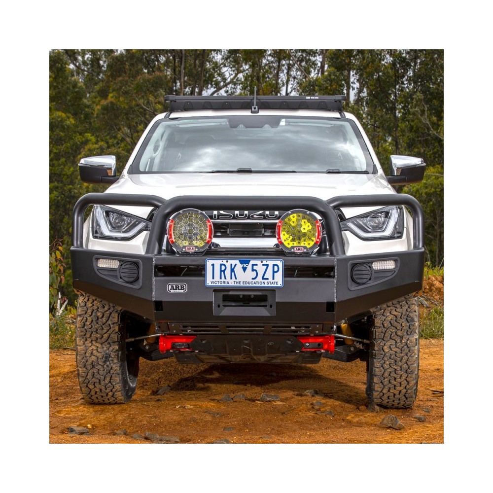 Pare-chocs ARB DMAX MY20 noir mat : Protection 4x4 ultime Pare-chocs ARB DMAX MY20 noir mat : Protection 4x4 ultime